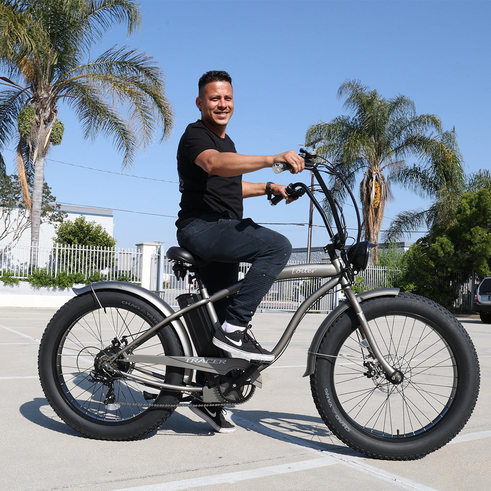 Tracer Loiter 26"  800W Electric Cruiser Bike - Chico USA, Inc.