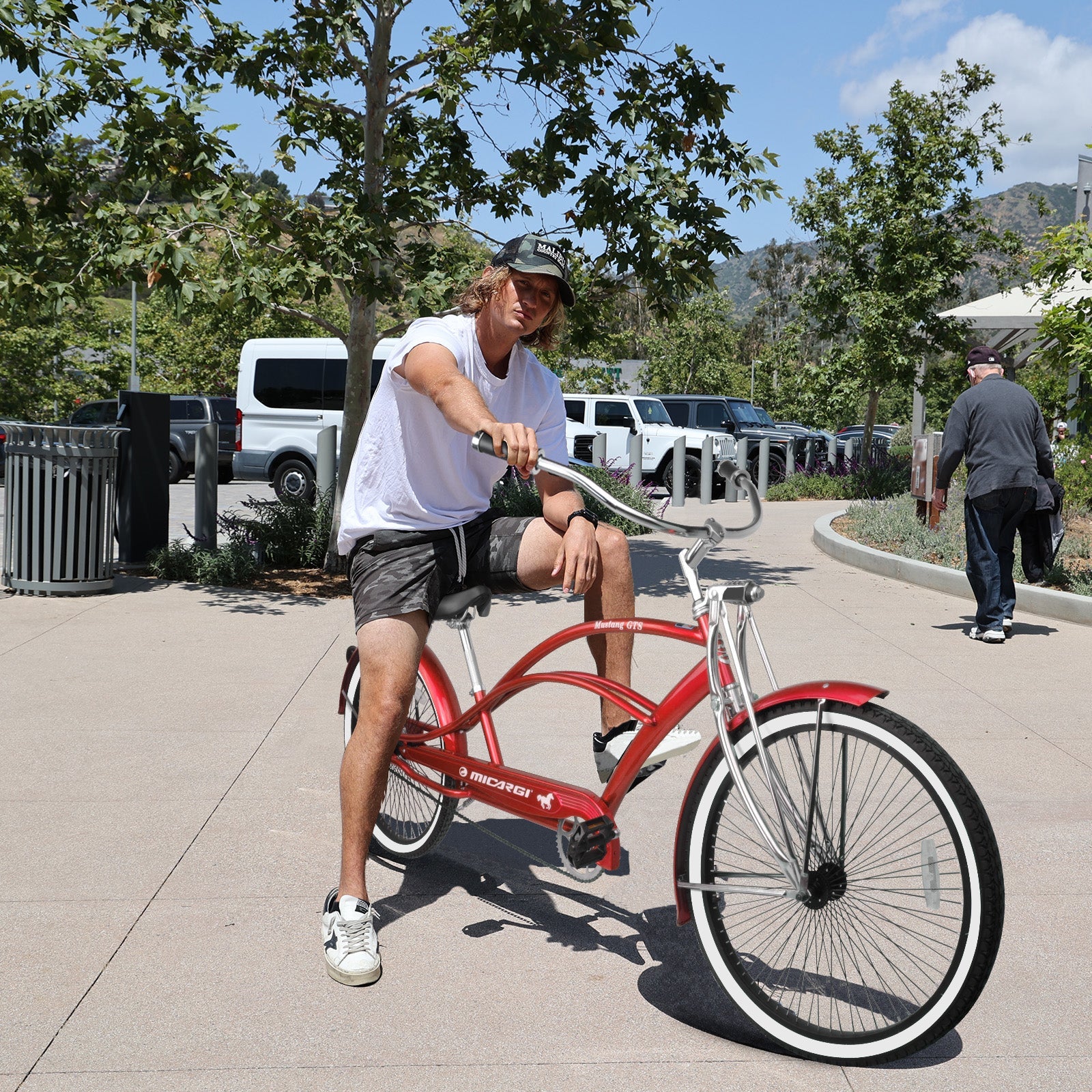 Tracer Bikes | Micargi Mustang GTS Cruiser Bike in Matte Black with Shimano Nexus 3-Speed |  Chico USA, Inc. 