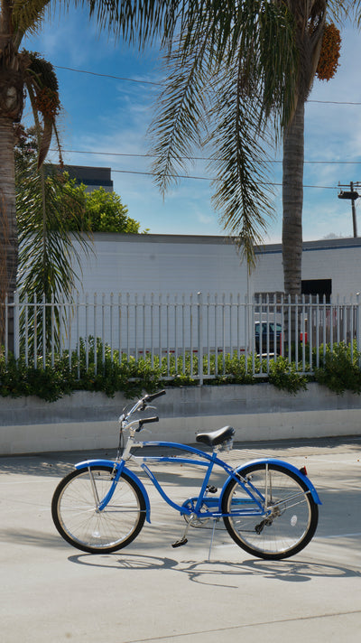 Tracer Bikes | Tracer Napa Cruiser Bike 7-Speed with Comfort Saddle and Steel Fenders |  Chico USA, Inc. 